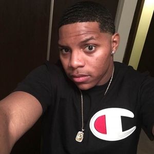 Meet your Posher, Emmanuel